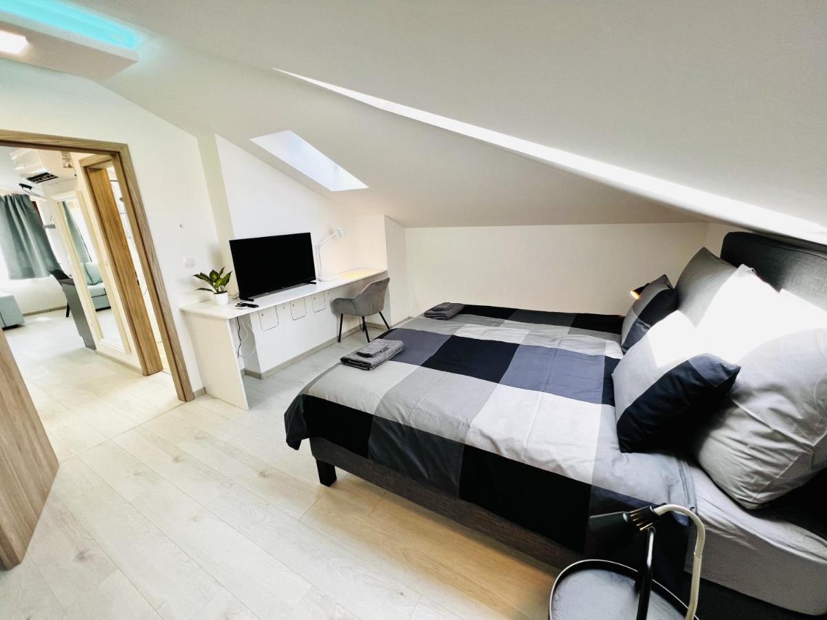 Villa Szofia Veszprem Apartments Luaran gambar