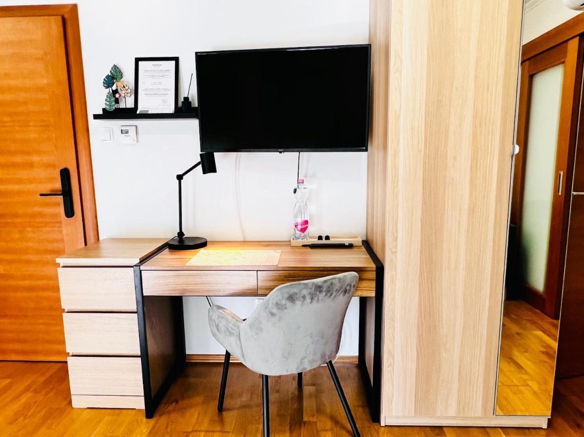 Villa Szofia Veszprem Apartments Luaran gambar