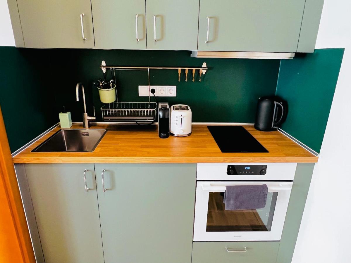 Villa Szofia Veszprem Apartments Luaran gambar